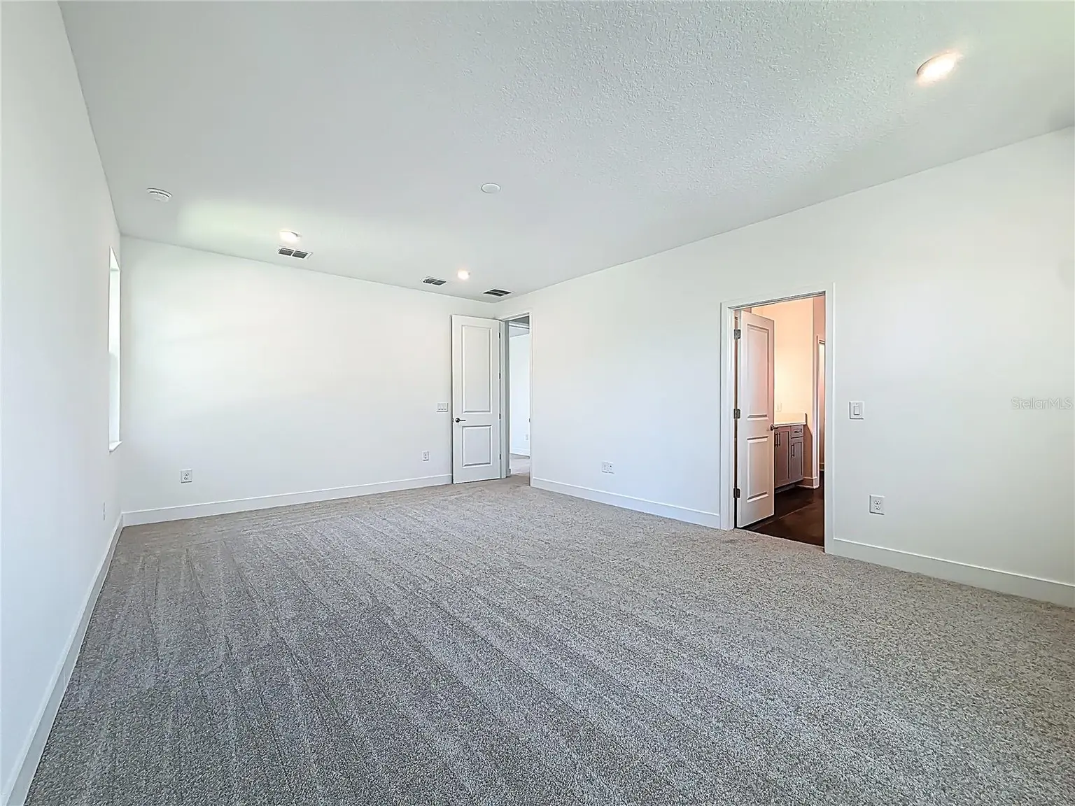 4732 W WALLCRAFT AVENUE, TAMPA, FL, photo 56 of 86