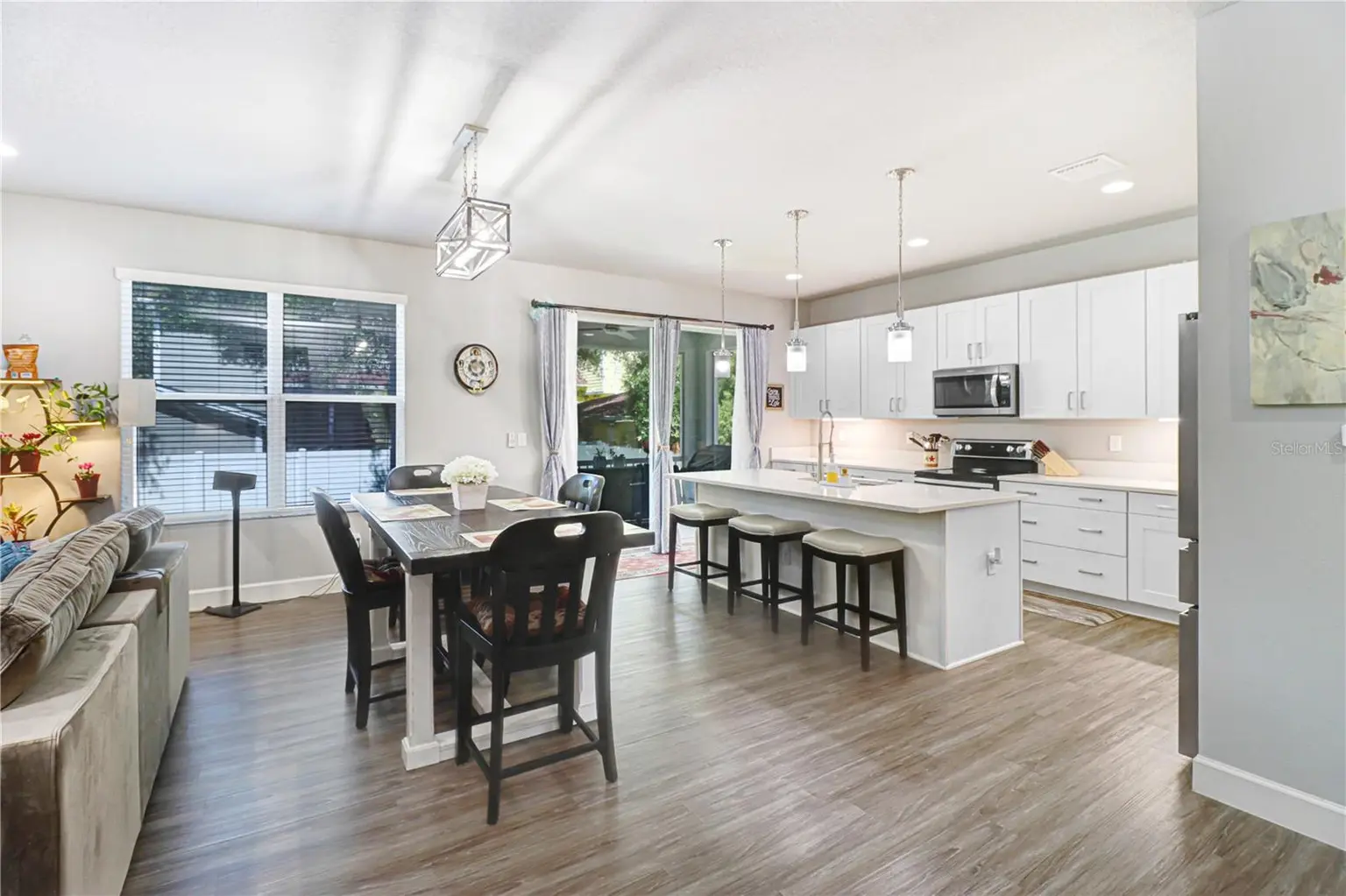 7411 S SPARKMAN STREET, TAMPA, FL, photo 8 of 50
