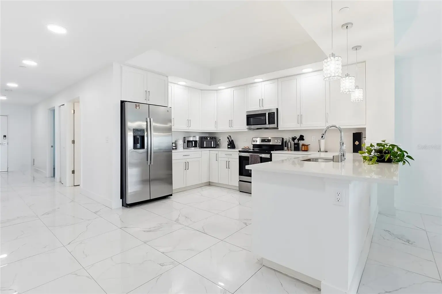 415 ISLAND WAY #204, CLEARWATER, FL, photo 4 of 31