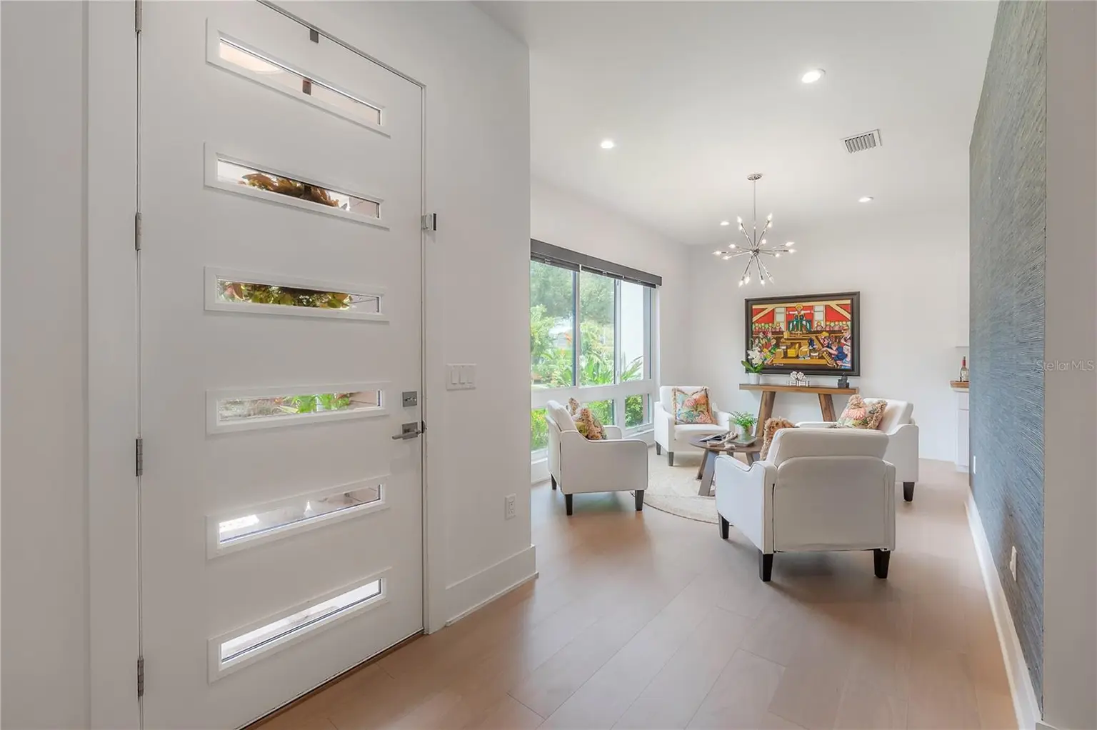 4207 W JETTON AVENUE, TAMPA, FL, photo 12 of 55