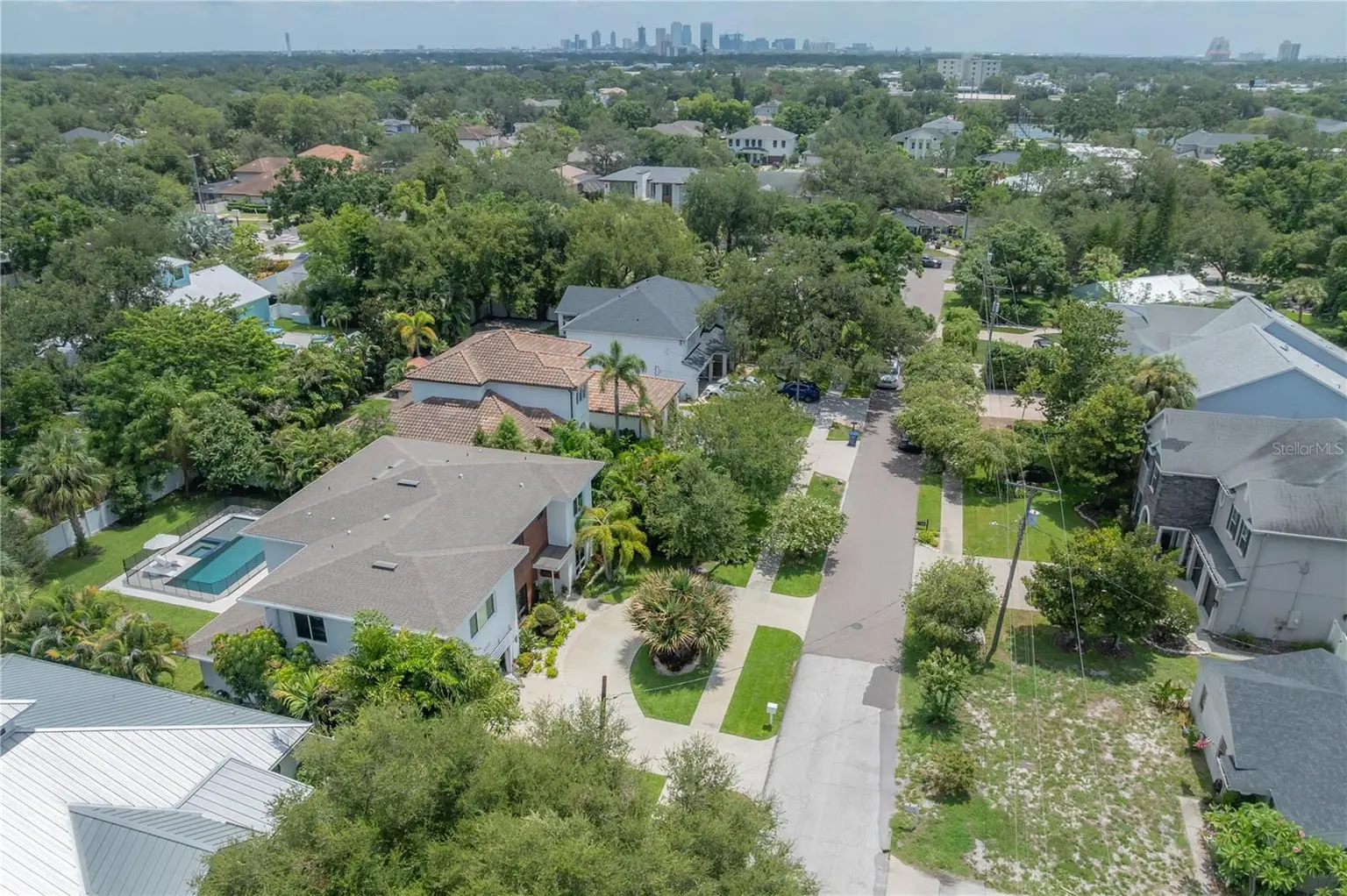 4207 W JETTON AVENUE, TAMPA, FL, photo 54 of 55