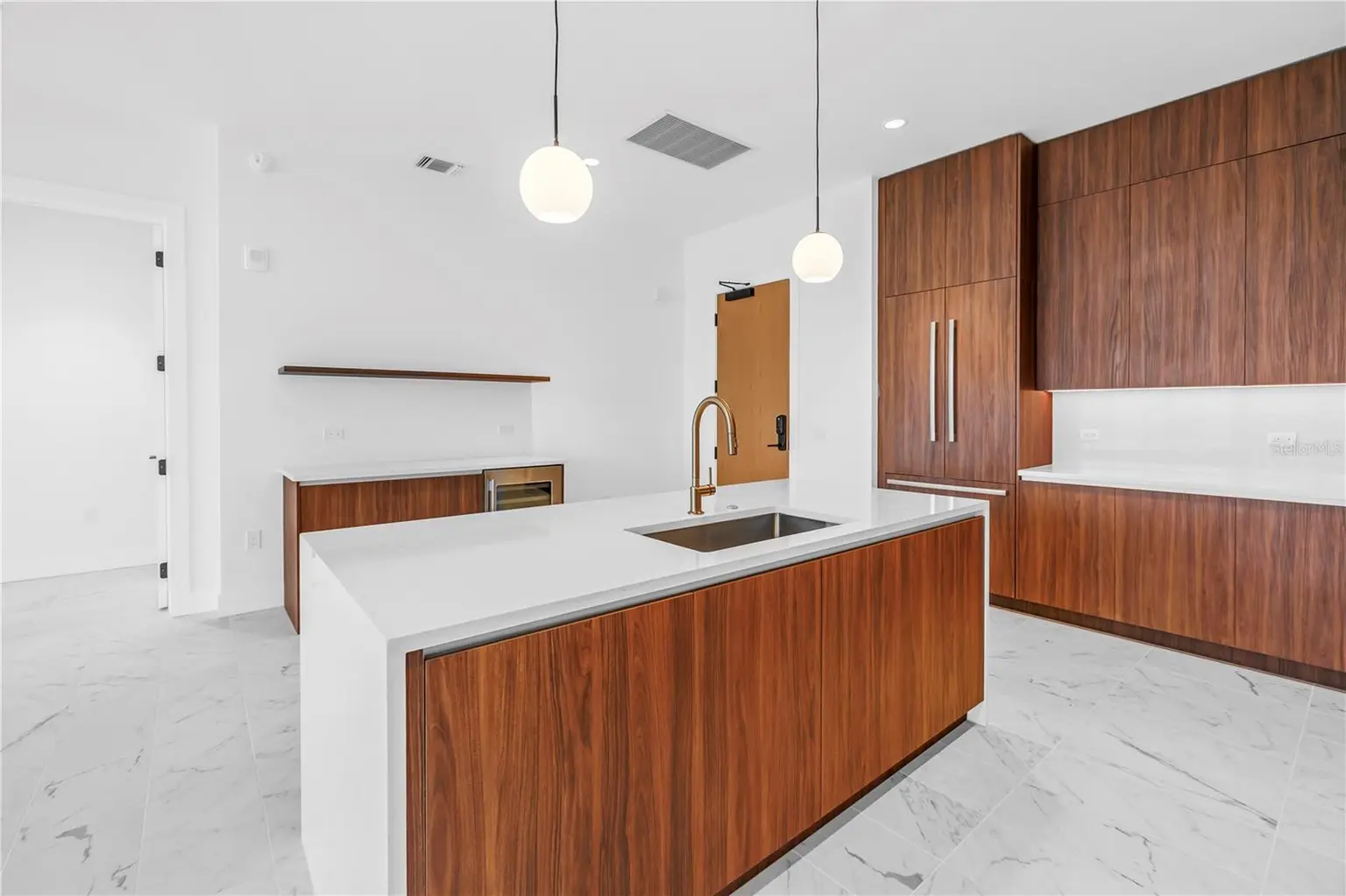 777 3RD AVENUE N #1704, ST PETERSBURG, FL, photo 13 of 35