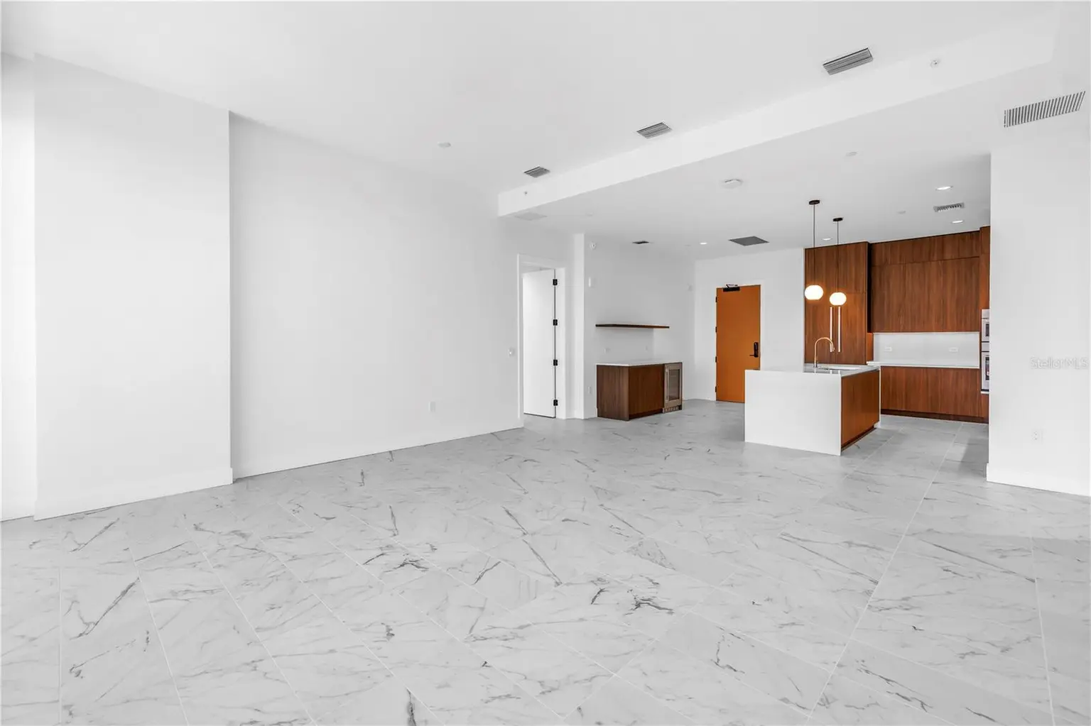 777 3RD AVENUE N #1704, ST PETERSBURG, FL, photo 15 of 35