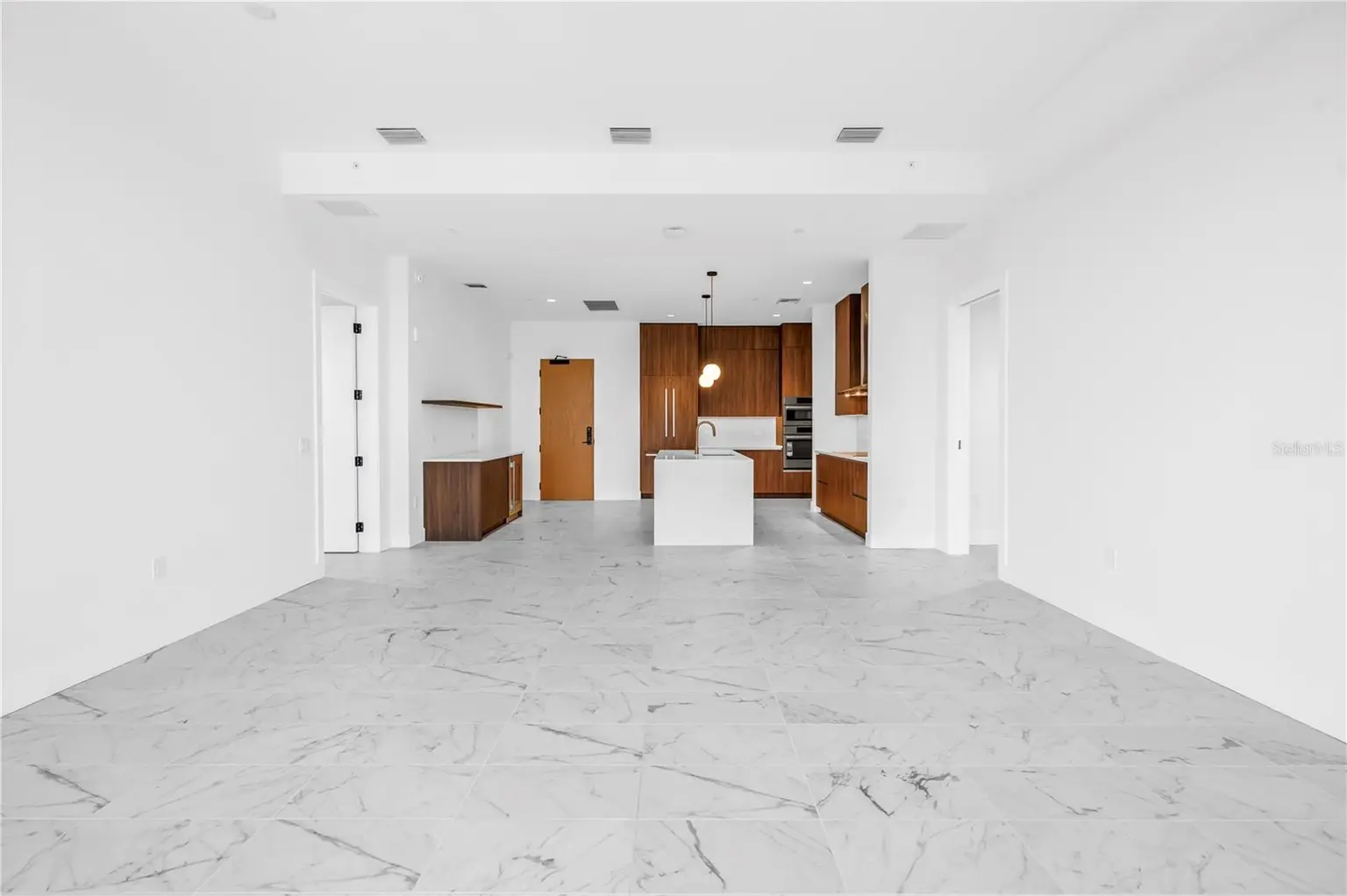 777 3RD AVENUE N #1704, ST PETERSBURG, FL, photo 16 of 35