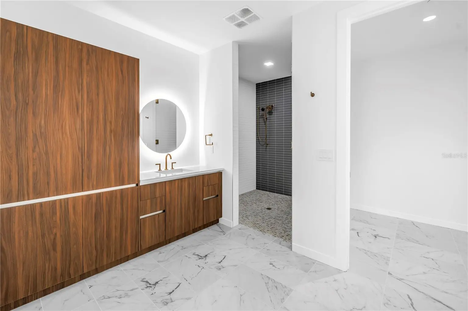 777 3RD AVENUE N #1704, ST PETERSBURG, FL, photo 27 of 35