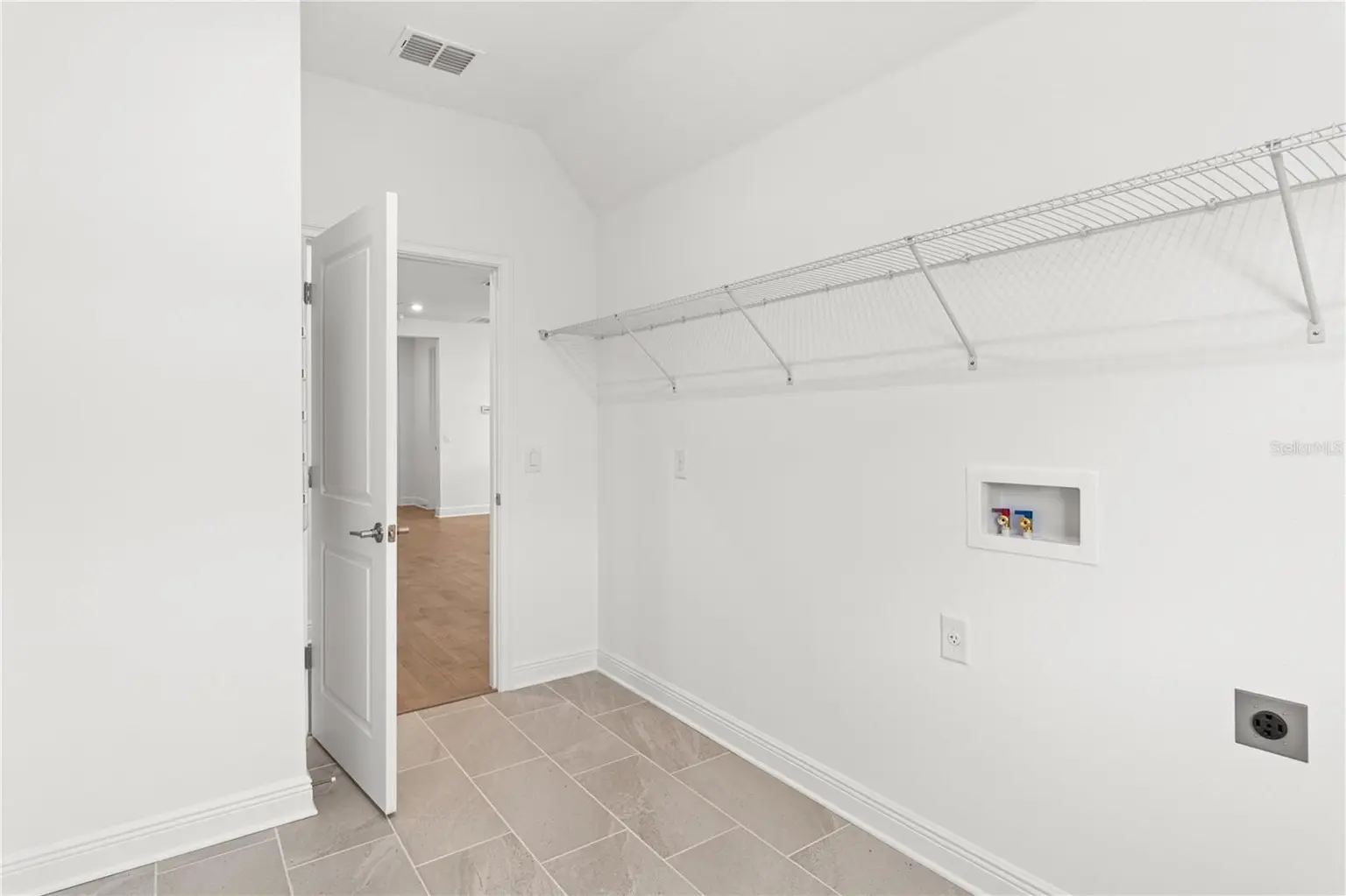4421 W BAY COURT AVENUE, TAMPA, FL, photo 41 of 69