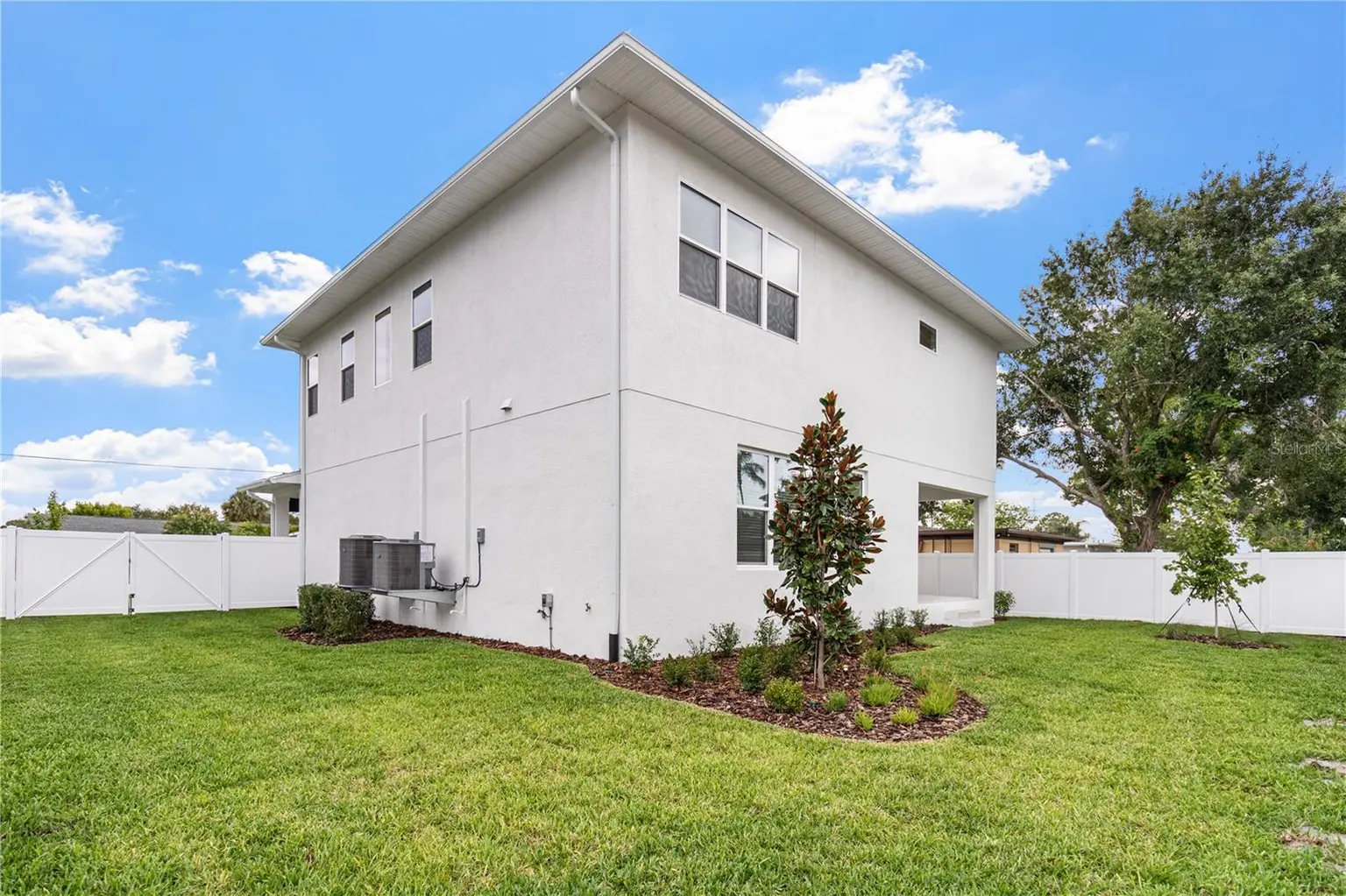 4421 W BAY COURT AVENUE, TAMPA, FL, photo 60 of 69