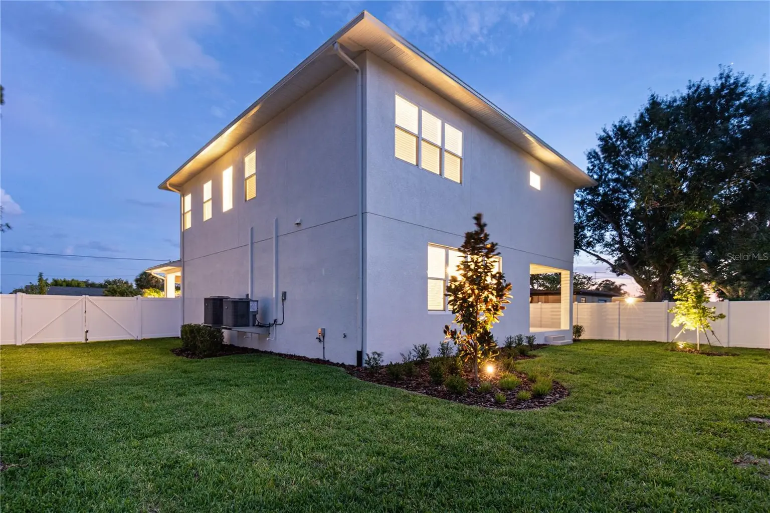 4421 W BAY COURT AVENUE, TAMPA, FL, photo 64 of 69