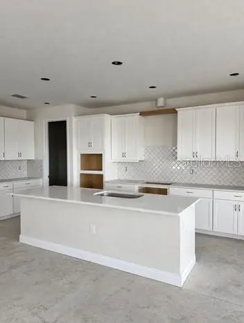 18716 HEARTLAND PLACE, LAKEWOOD RANCH, FL, photo 3 of 3
