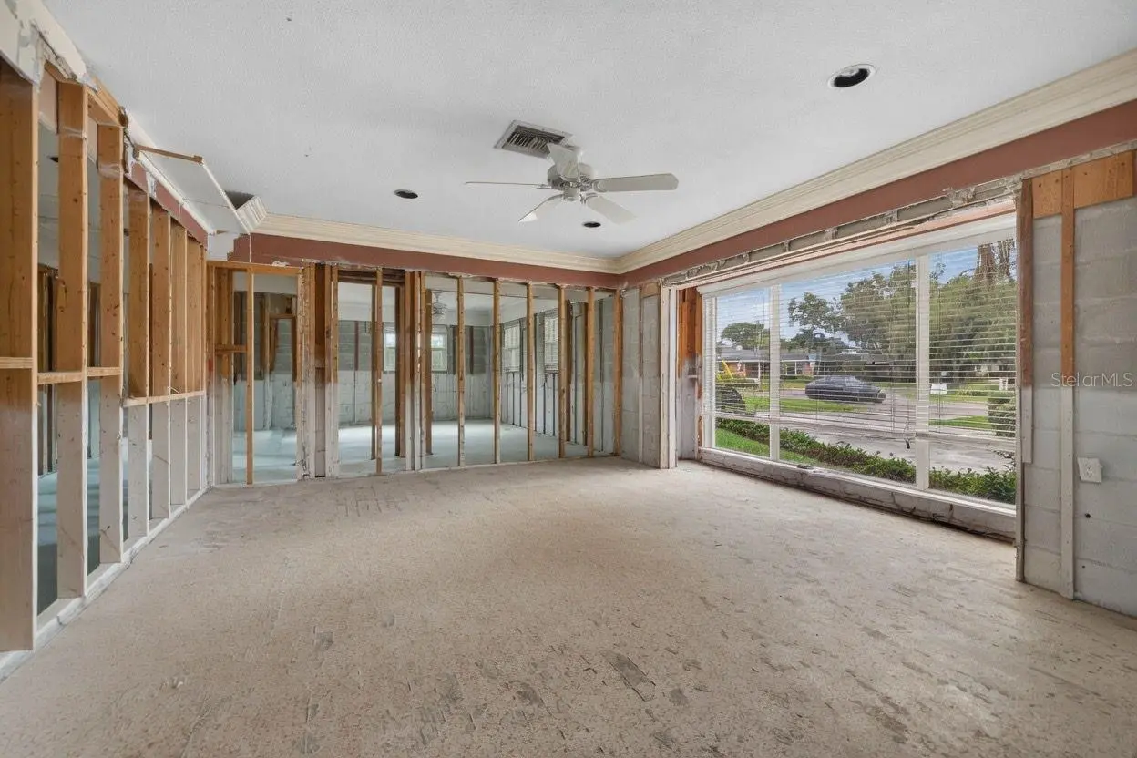 201 SNELL ISLE BOULEVARD NE, ST PETERSBURG, FL, photo 6 of 30