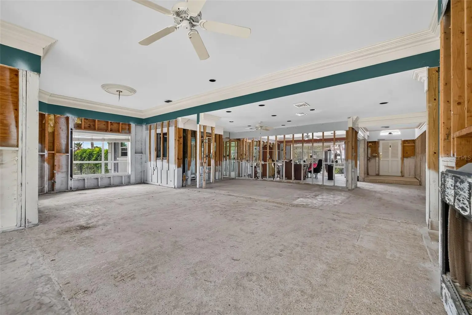 201 SNELL ISLE BOULEVARD NE, ST PETERSBURG, FL, photo 10 of 30