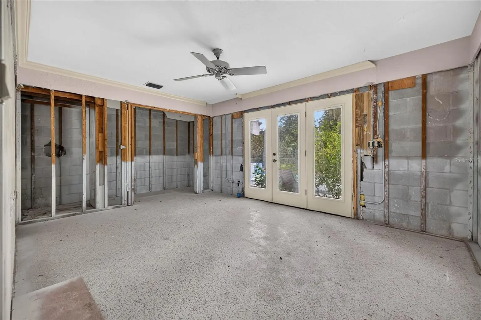 201 SNELL ISLE BOULEVARD NE, ST PETERSBURG, FL, photo 17 of 30