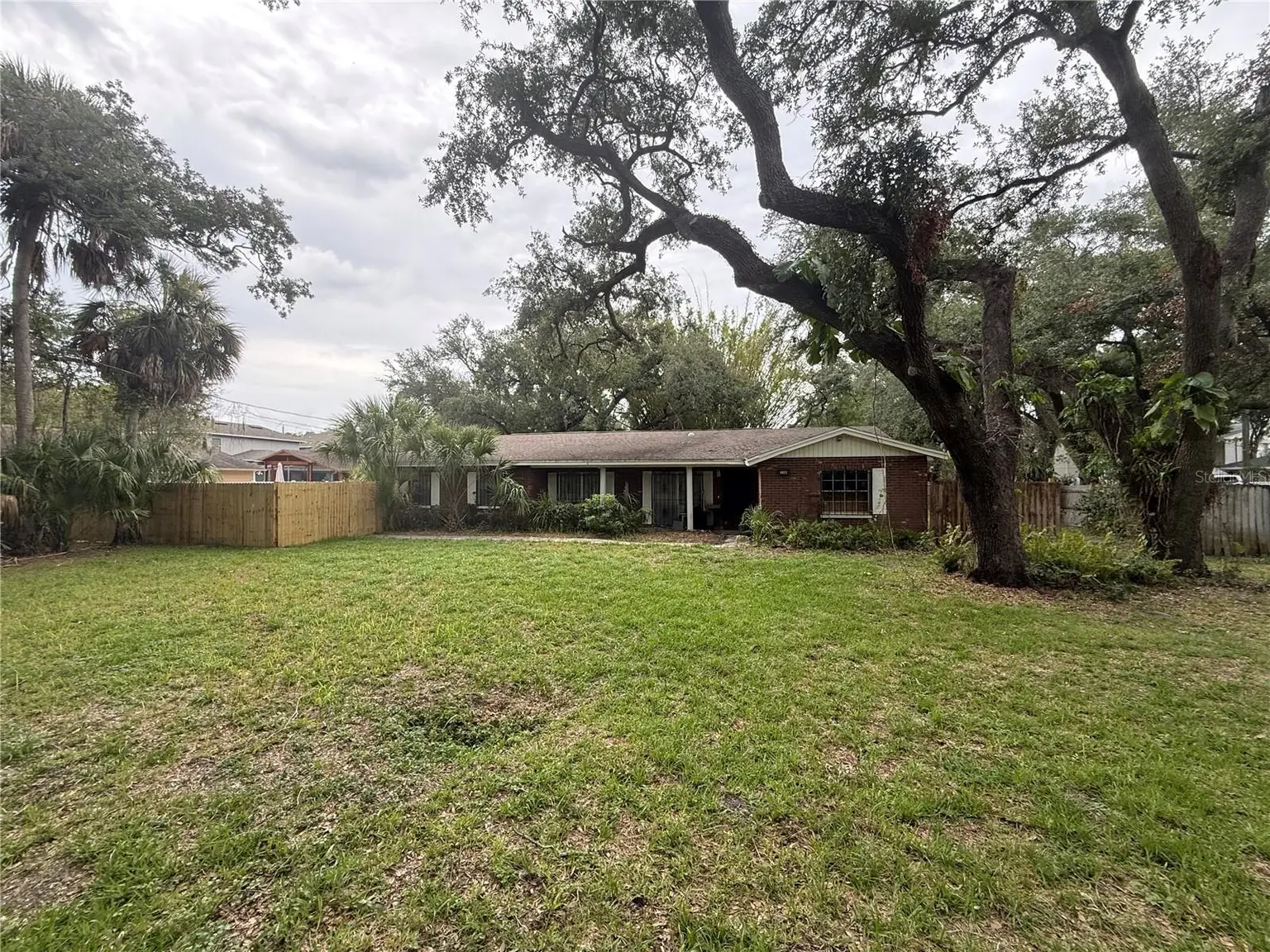 4611 W LOUGHMAN STREET, TAMPA, FL