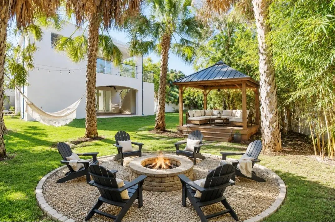 1956 CEDAR DRIVE, DUNEDIN, FL, photo 11 of 95