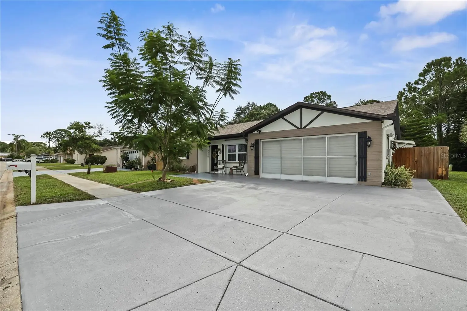 3330 GLENSIDE DRIVE, HOLIDAY, FL