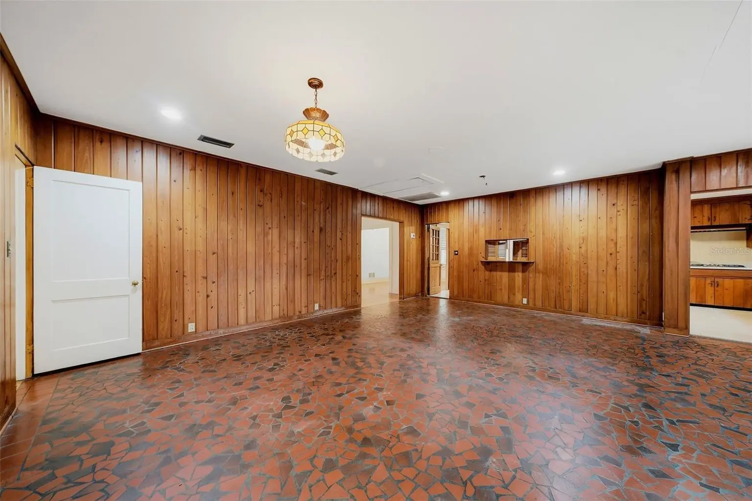 3123 W OAKLYN AVENUE, TAMPA, FL, photo 14 of 33