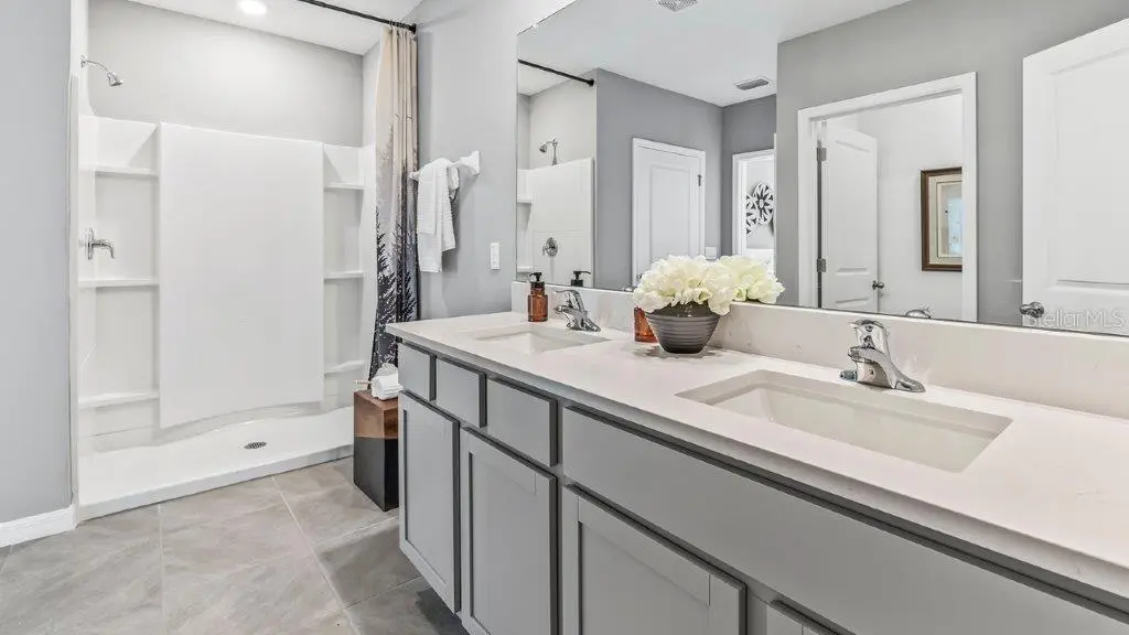 9887 BRAVE BUCK AVENUE, LAND O LAKES, FL, photo 6 of 11