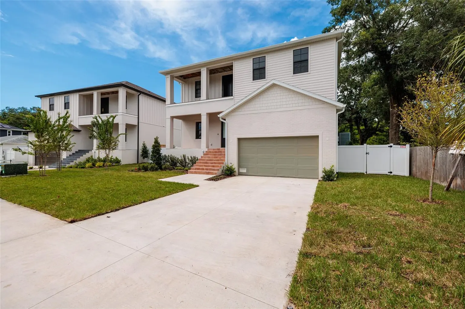 4703 W KNIGHTS AVENUE, TAMPA, FL, photo 3 of 9