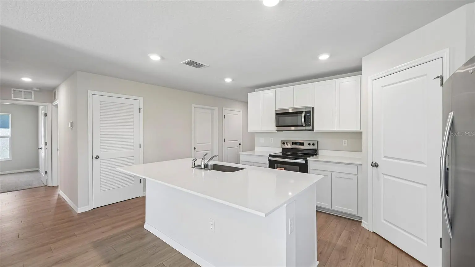 1142 BOURBON AVENUE, PARRISH, FL, photo 5 of 38