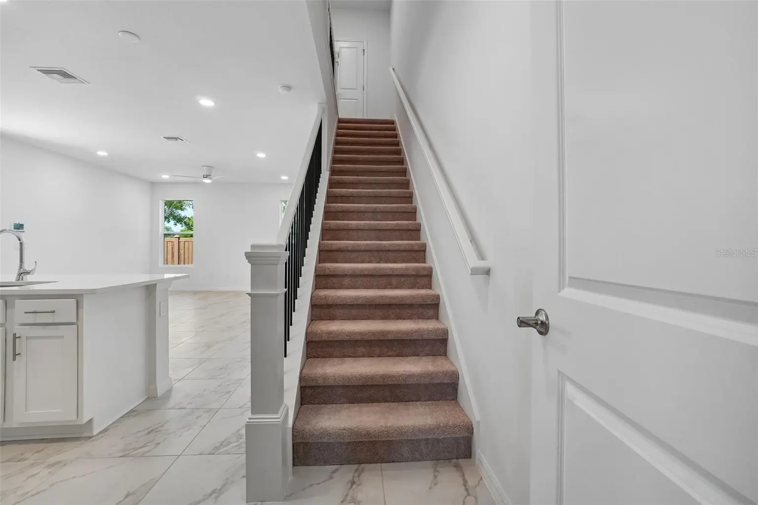 640 SILVER STREAM COURT, BRANDON, FL, photo 3 of 35