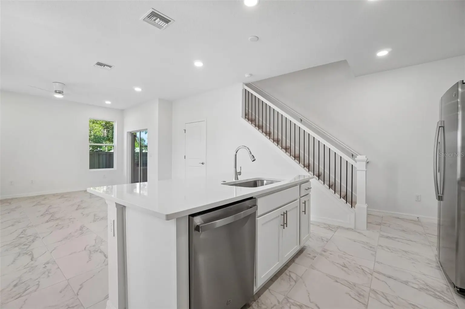 640 SILVER STREAM COURT, BRANDON, FL, photo 12 of 35