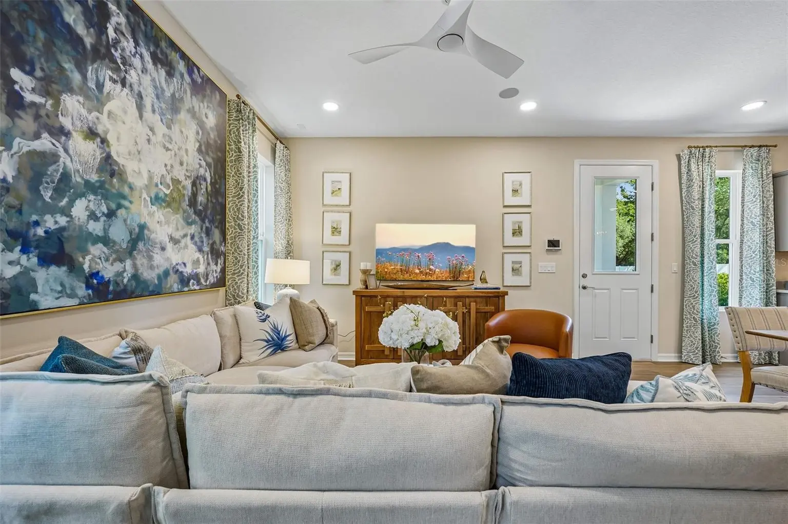 648 SILVER STREAM COURT, BRANDON, FL, photo 8 of 57