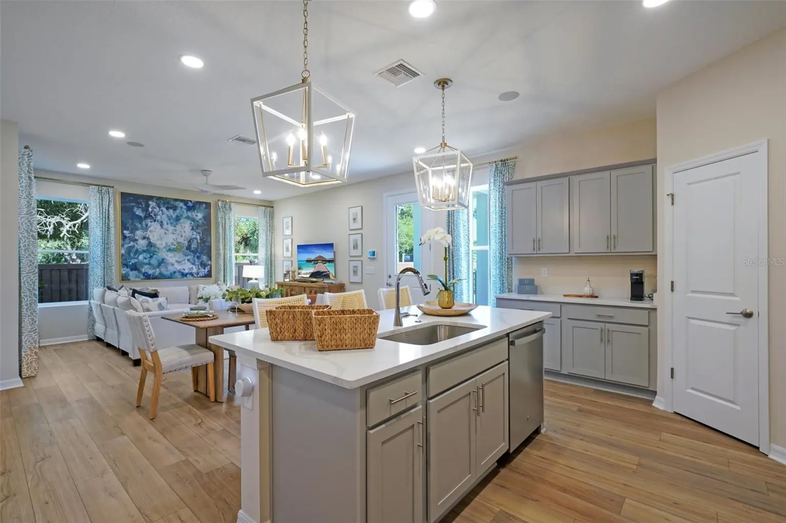 648 SILVER STREAM COURT, BRANDON, FL, photo 19 of 57