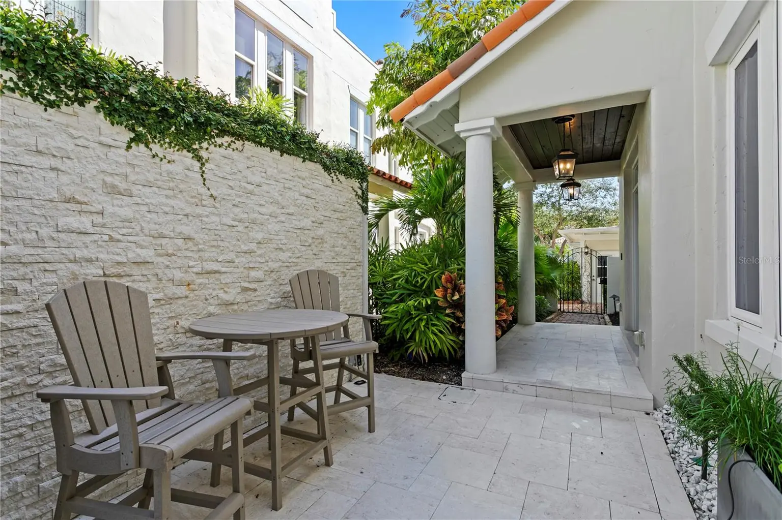 1109 ABBEYS WAY, TAMPA, FL, photo 13 of 80