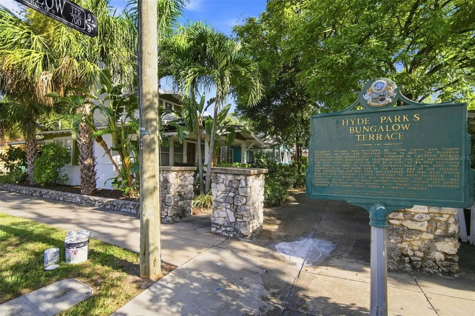 719 S BUNGALOW TERRACE, TAMPA, FL, photo 2 of 46
