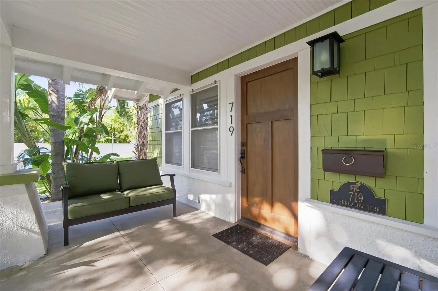719 S BUNGALOW TERRACE, TAMPA, FL, photo 3 of 46