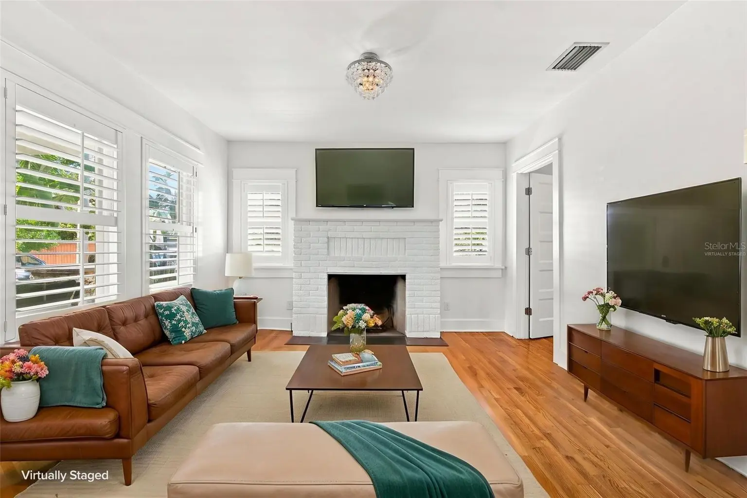 719 S BUNGALOW TERRACE, TAMPA, FL, photo 4 of 46