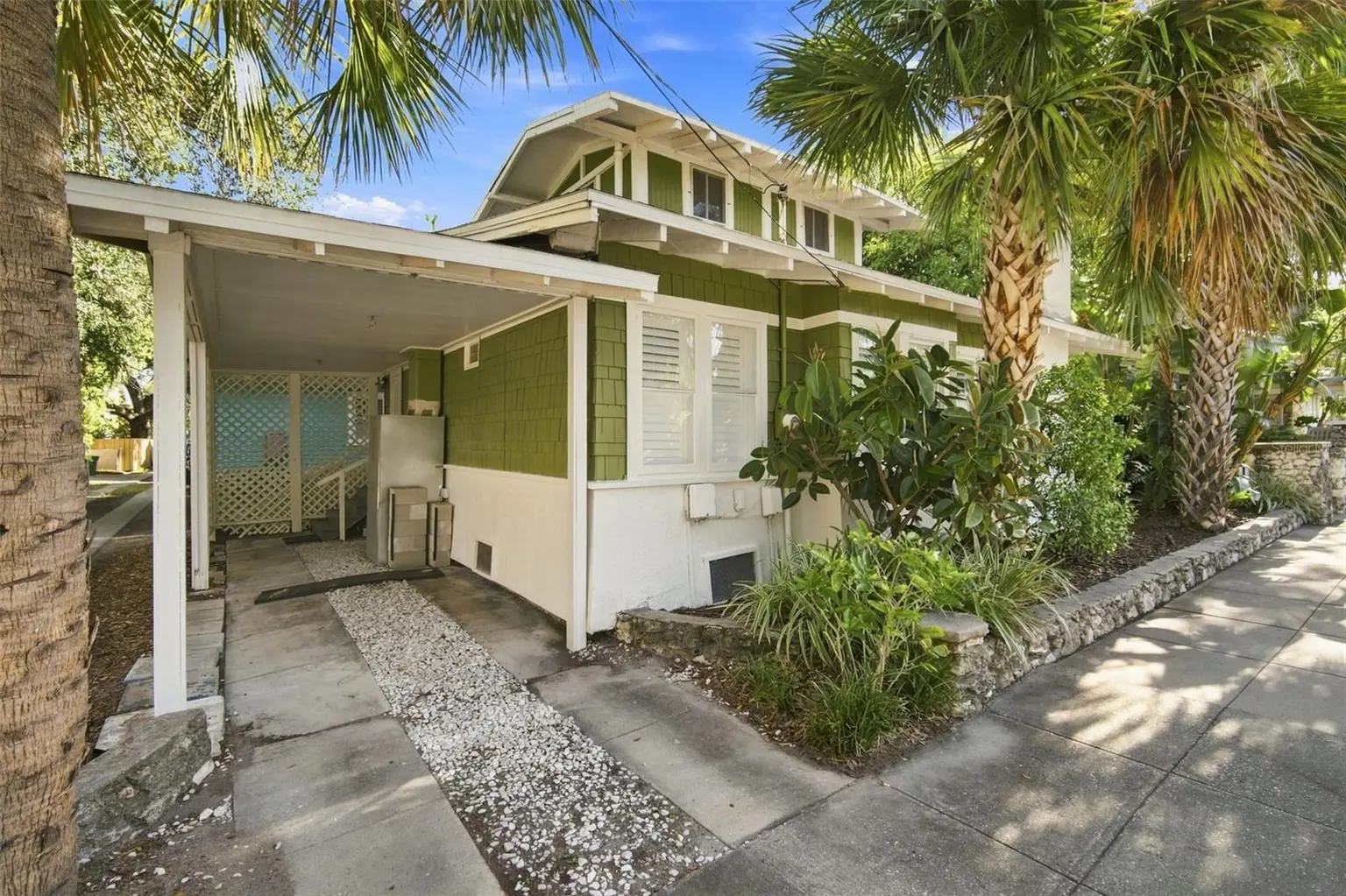 719 S BUNGALOW TERRACE, TAMPA, FL, photo 12 of 46