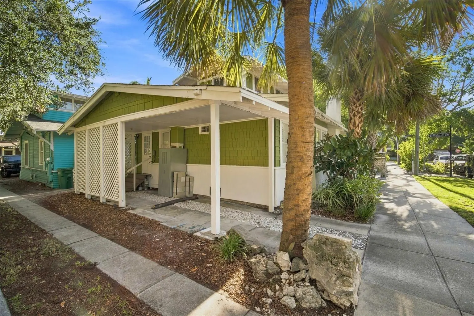 719 S BUNGALOW TERRACE, TAMPA, FL, photo 13 of 46