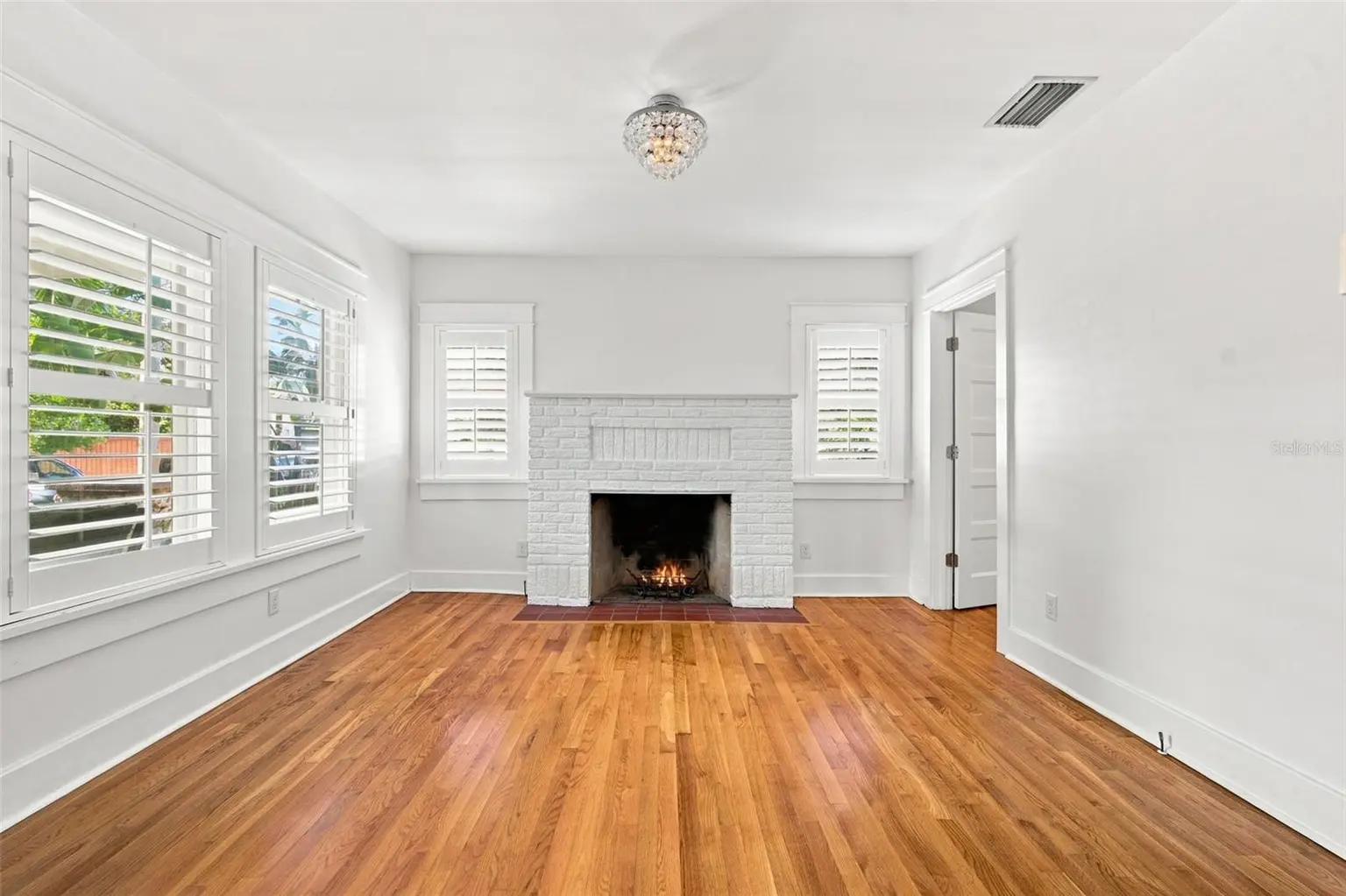 719 S BUNGALOW TERRACE, TAMPA, FL, photo 20 of 46