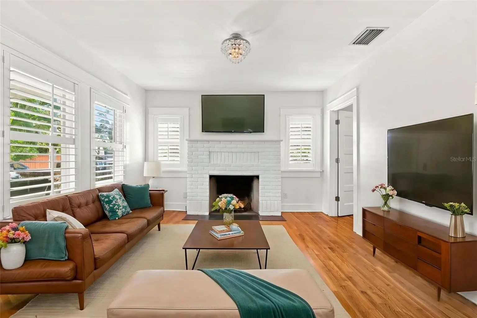 719 S BUNGALOW TERRACE, TAMPA, FL, photo 21 of 46