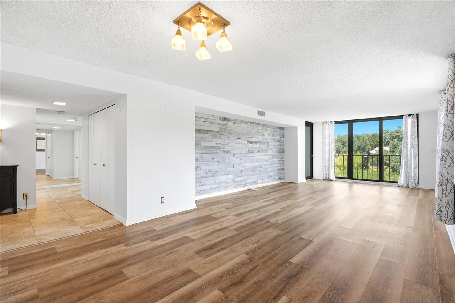 220 BELLEVIEW BOULEVARD #207, BELLEAIR, FL, photo 10 of 44