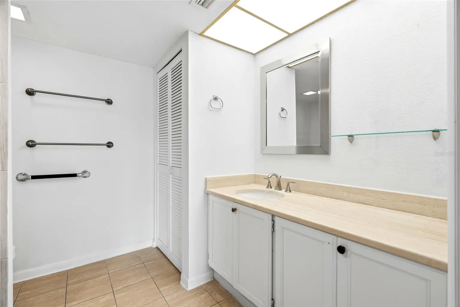 220 BELLEVIEW BOULEVARD #207, BELLEAIR, FL, photo 23 of 44