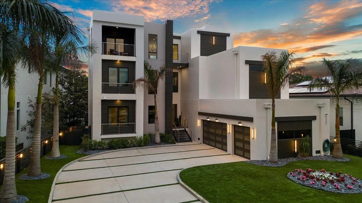 5131 W NEPTUNE WAY, TAMPA, FL
