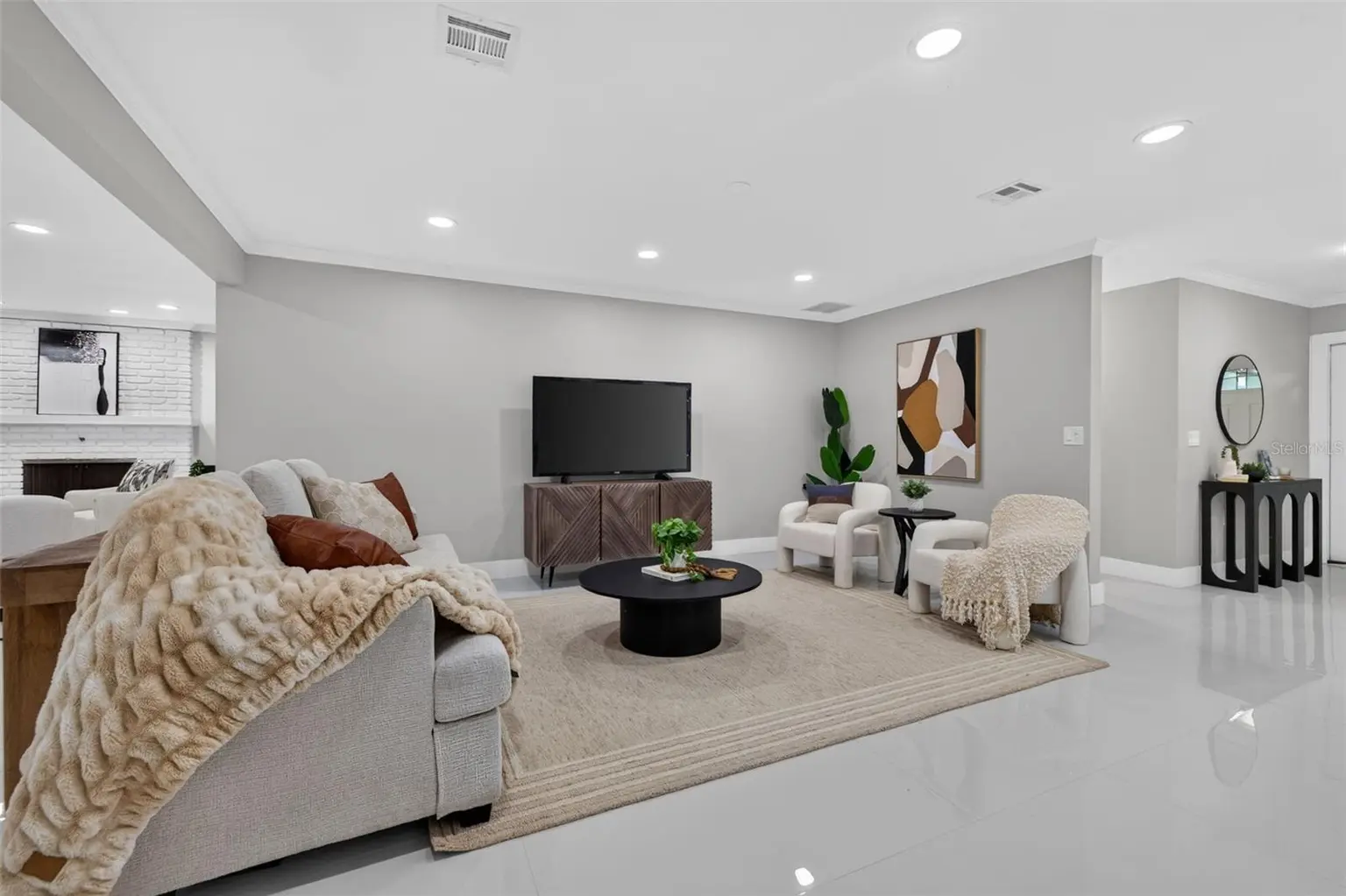 219 MIRAMAR BOULEVARD NE, ST PETERSBURG, FL, photo 15 of 47