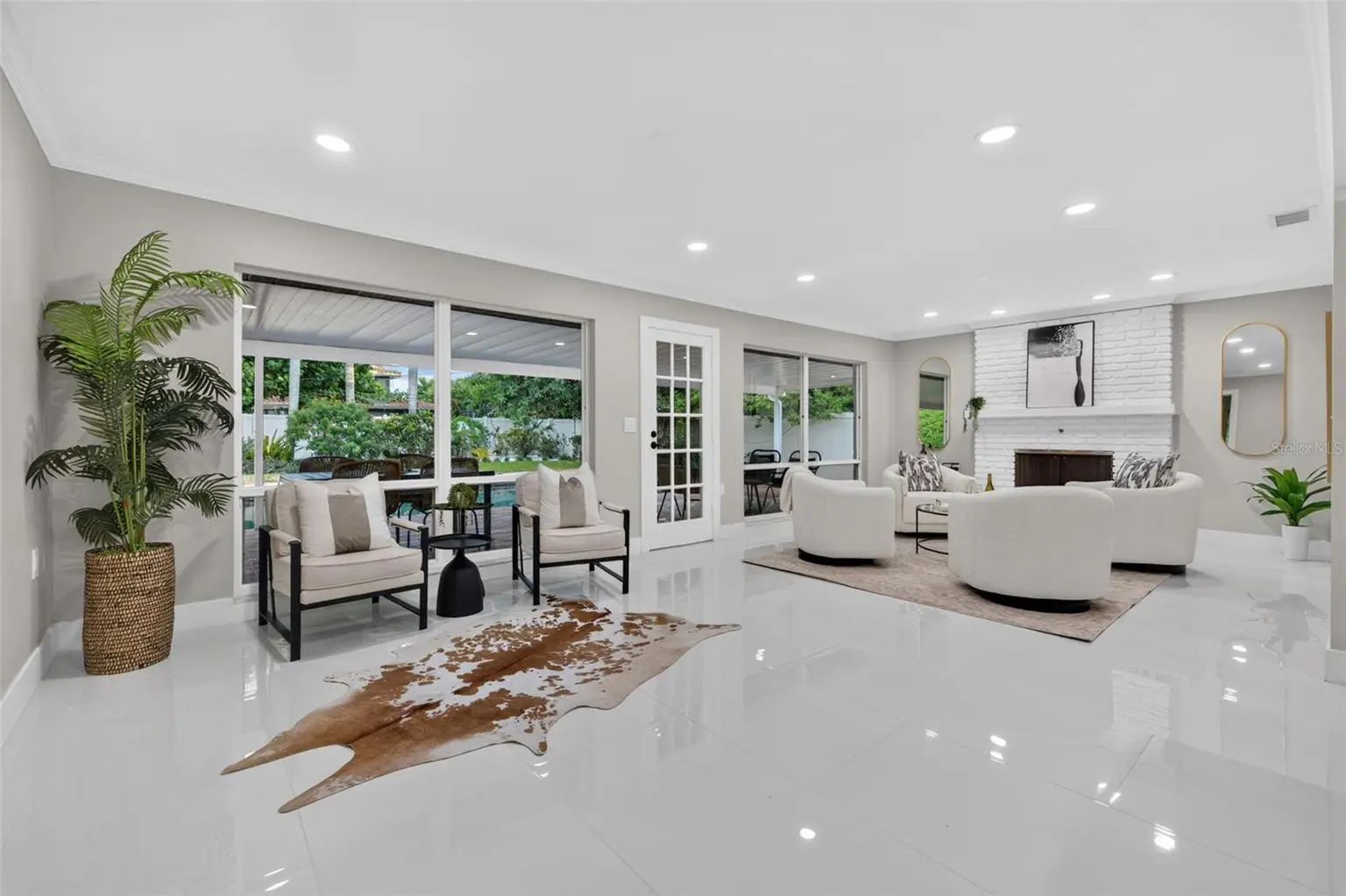 219 MIRAMAR BOULEVARD NE, ST PETERSBURG, FL, photo 17 of 47