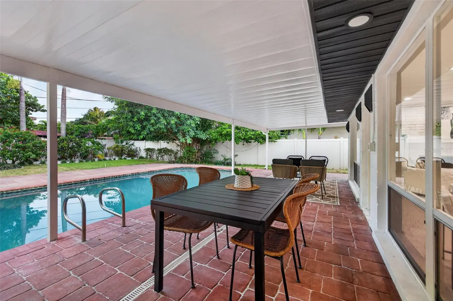 219 MIRAMAR BOULEVARD NE, ST PETERSBURG, FL, photo 39 of 47