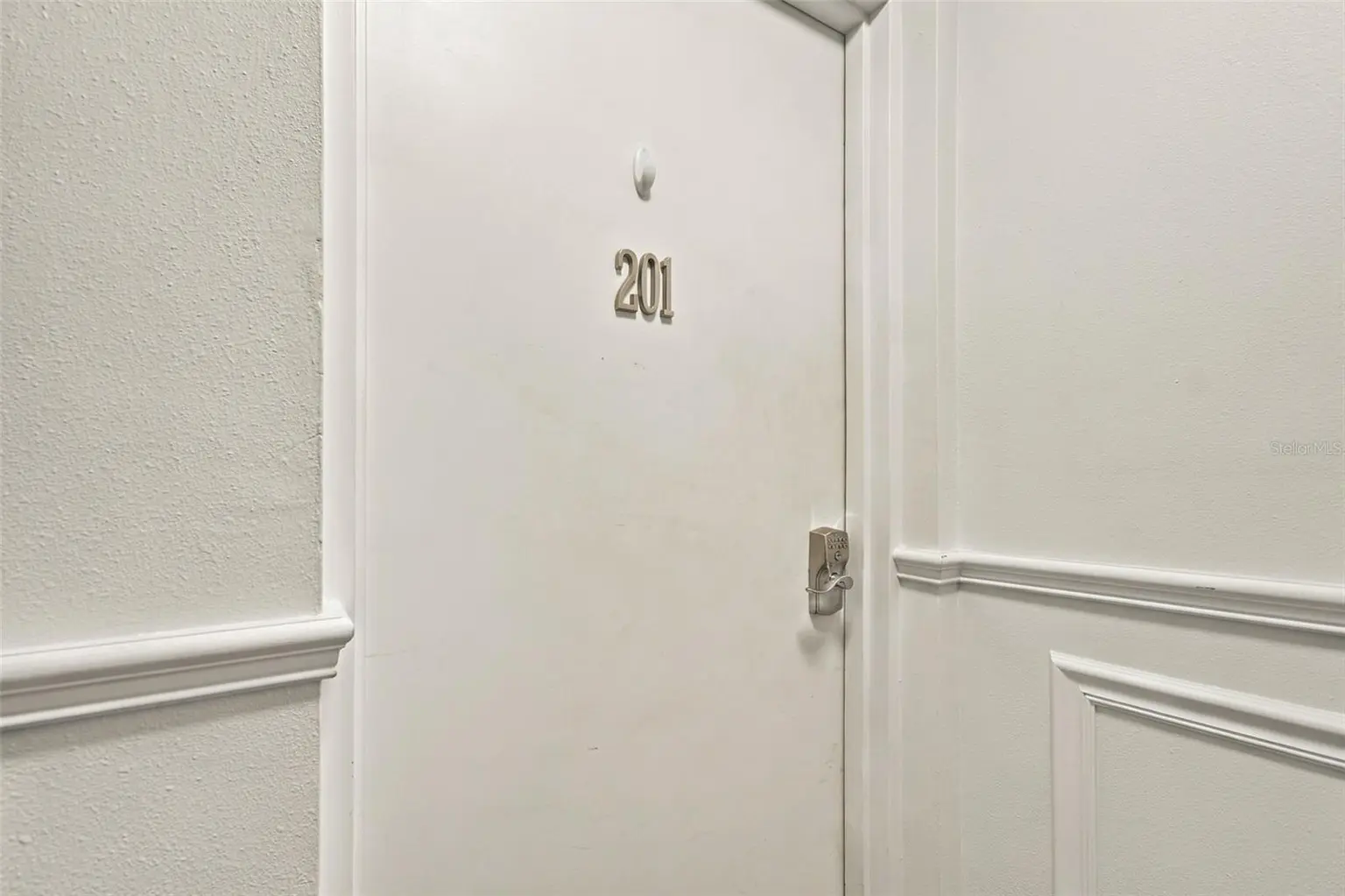 205 5TH AVENUE N #201, ST PETERSBURG, FL, photo 2 of 40