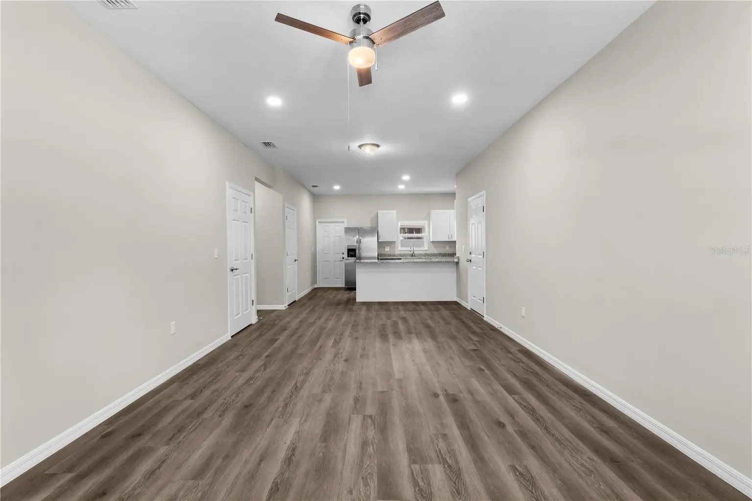 5013 FINDERS COURT, TAMPA, FL, photo 9 of 47