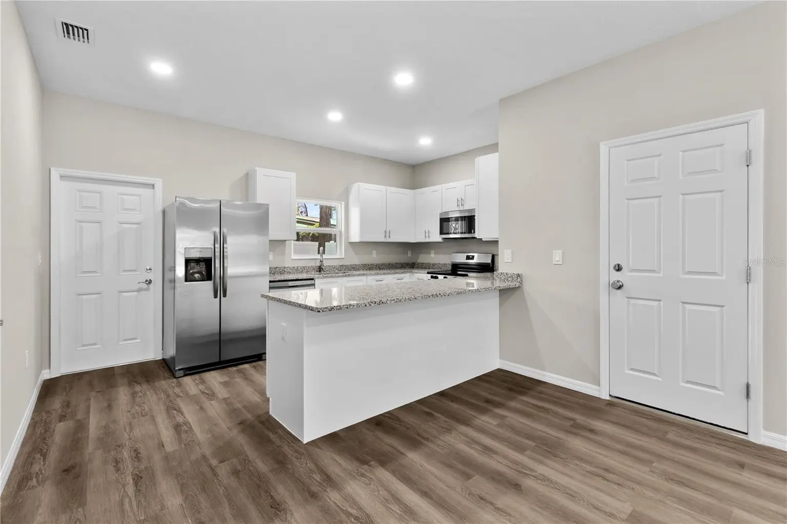 5013 FINDERS COURT, TAMPA, FL, photo 12 of 47