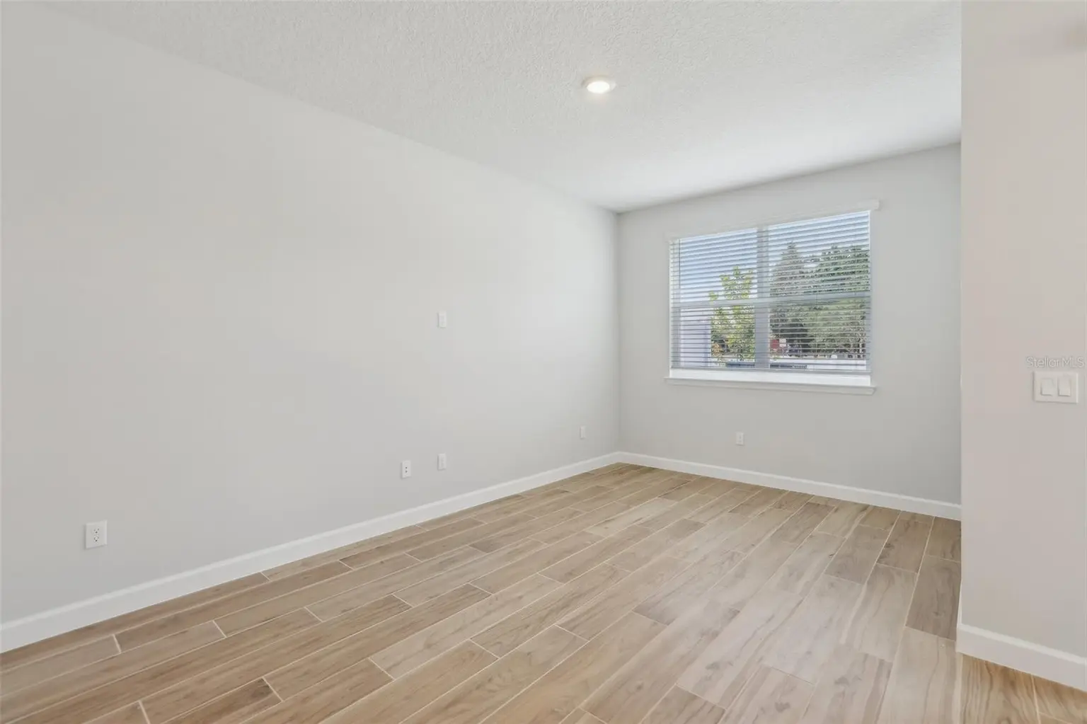 7324 DEER VALLEY CIRCLE, TAMPA, FL, photo 6 of 25