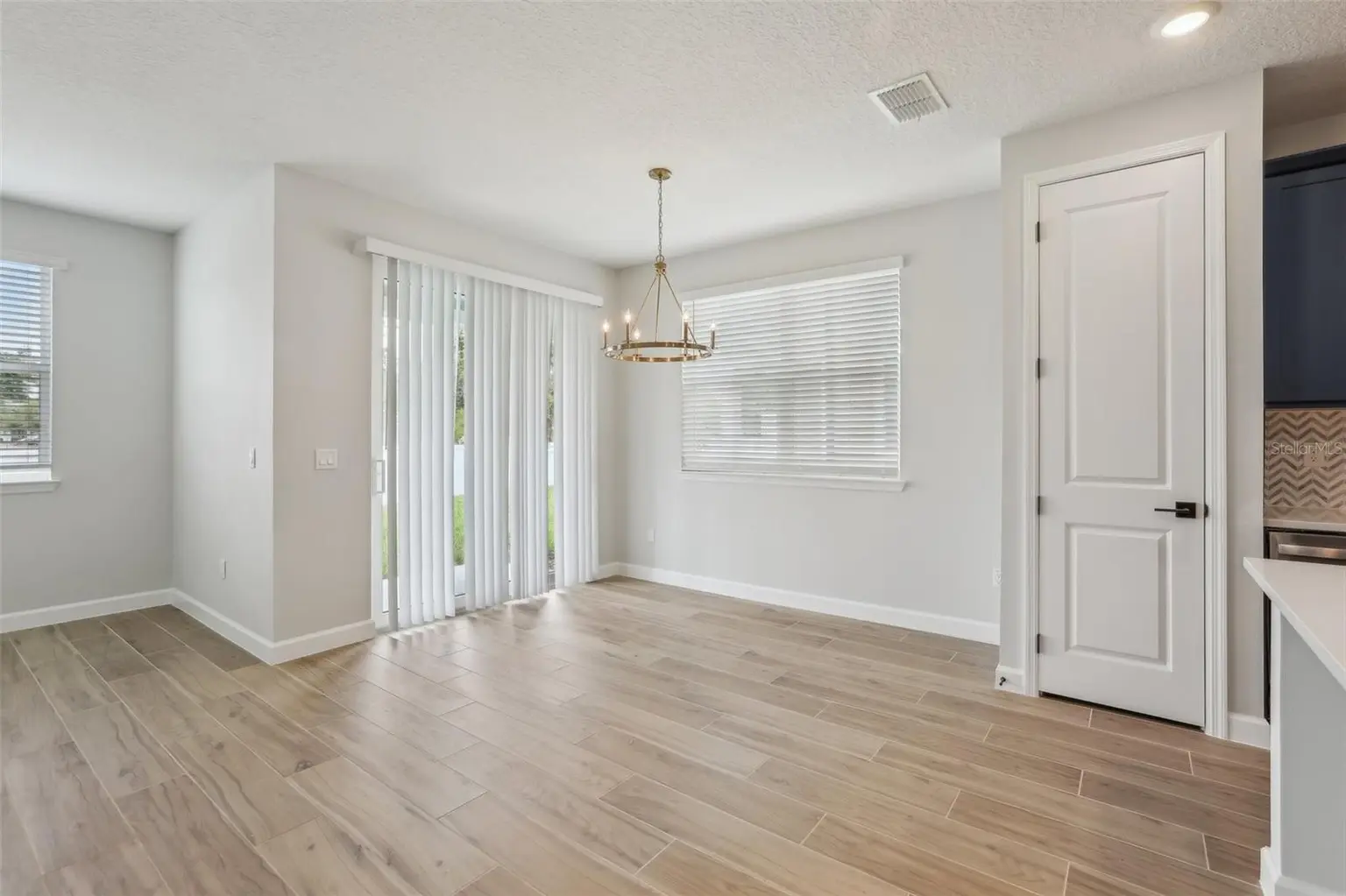 7324 DEER VALLEY CIRCLE, TAMPA, FL, photo 7 of 25