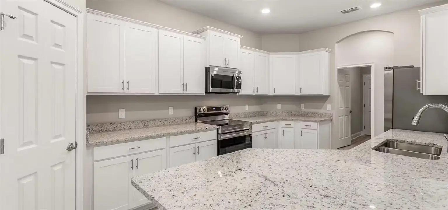 6917 163RD DRIVE E, PARRISH, FL, photo 5 of 9