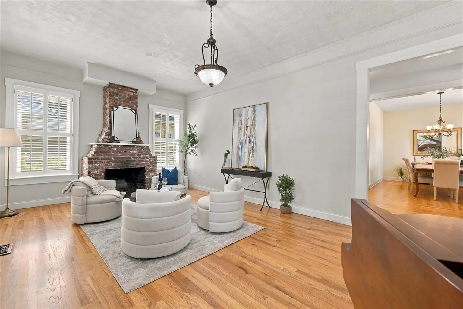 1801 W HILLS AVENUE, TAMPA, FL, photo 17 of 73