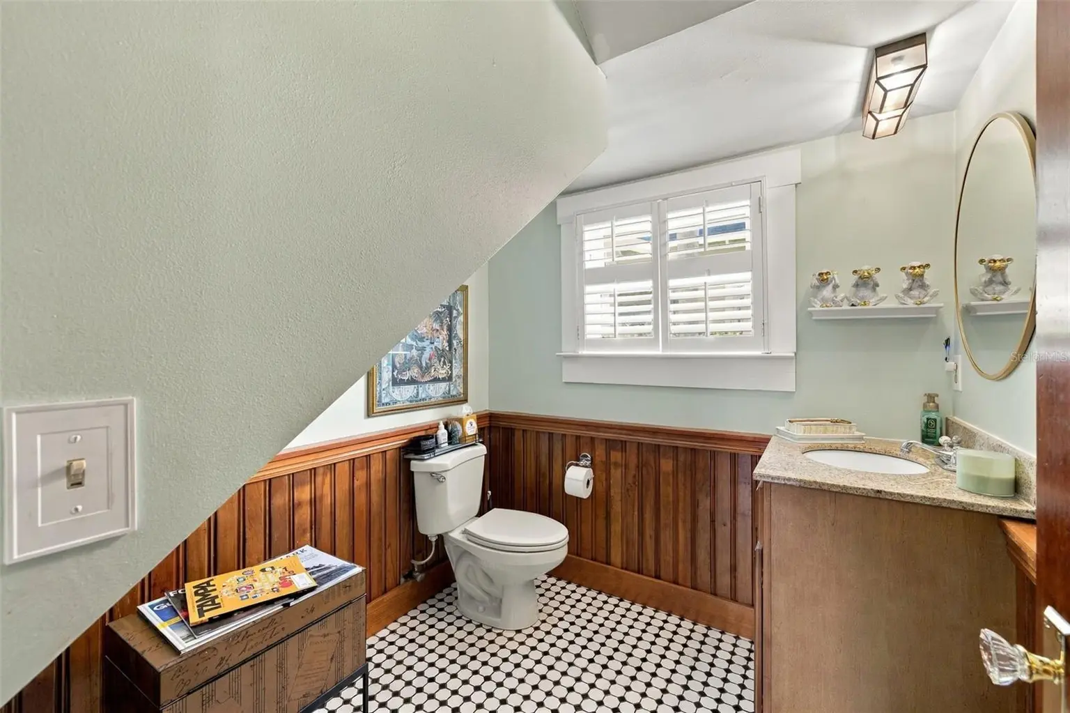 1801 W HILLS AVENUE, TAMPA, FL, photo 30 of 73