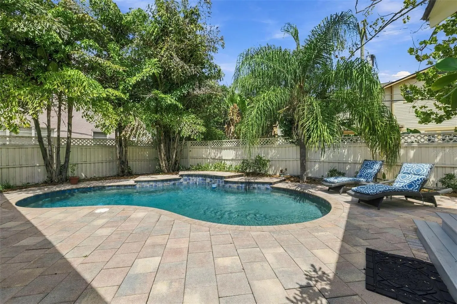 1801 W HILLS AVENUE, TAMPA, FL, photo 45 of 73